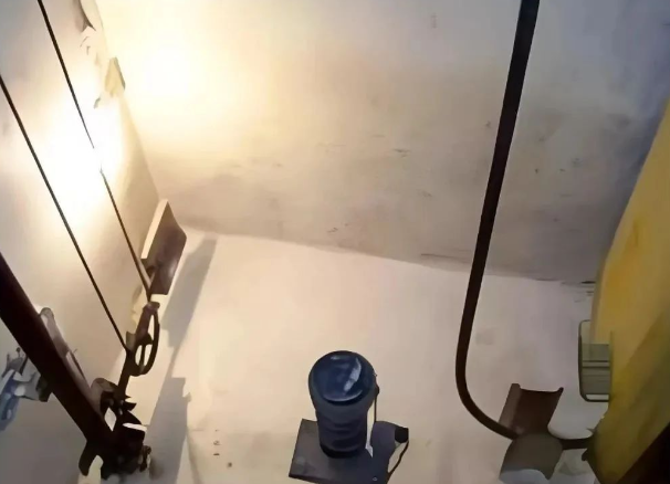 1734936985382303.png image.png