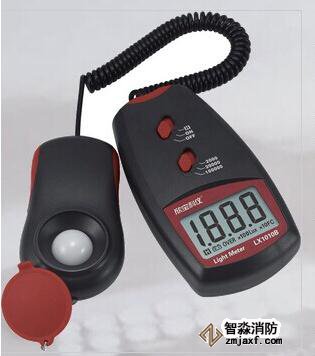 數(shù)字照度計量程不小于2000lx;精度:±5%
